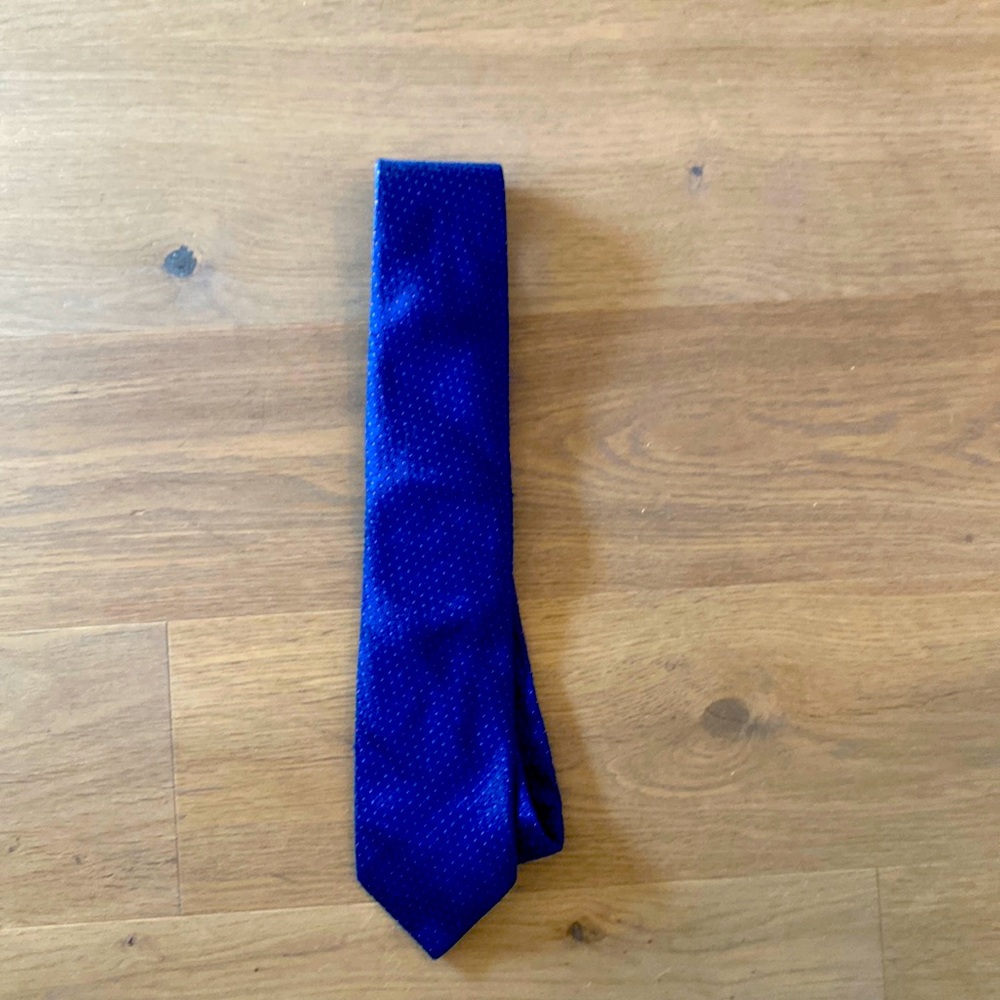 Thomas Pink Silk Tie in very good condition.